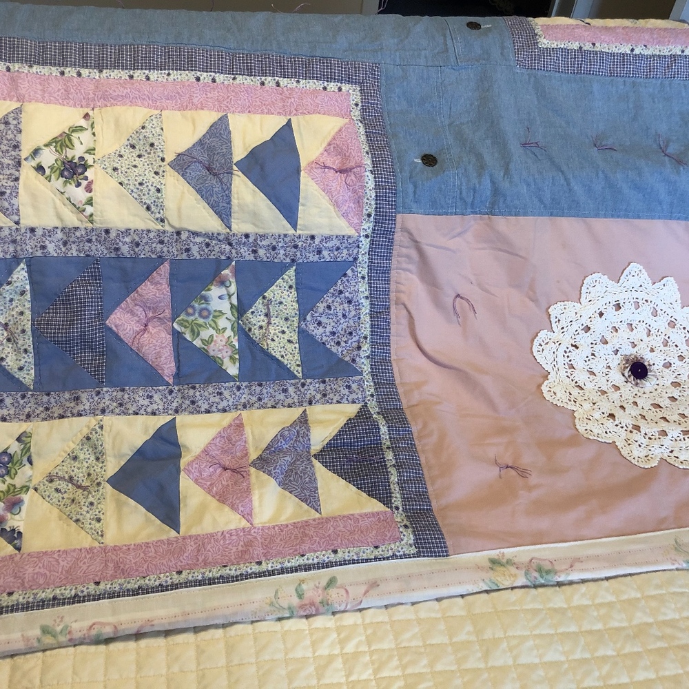 Upcycled Handmade by ME quilt - Picture 8 of 8